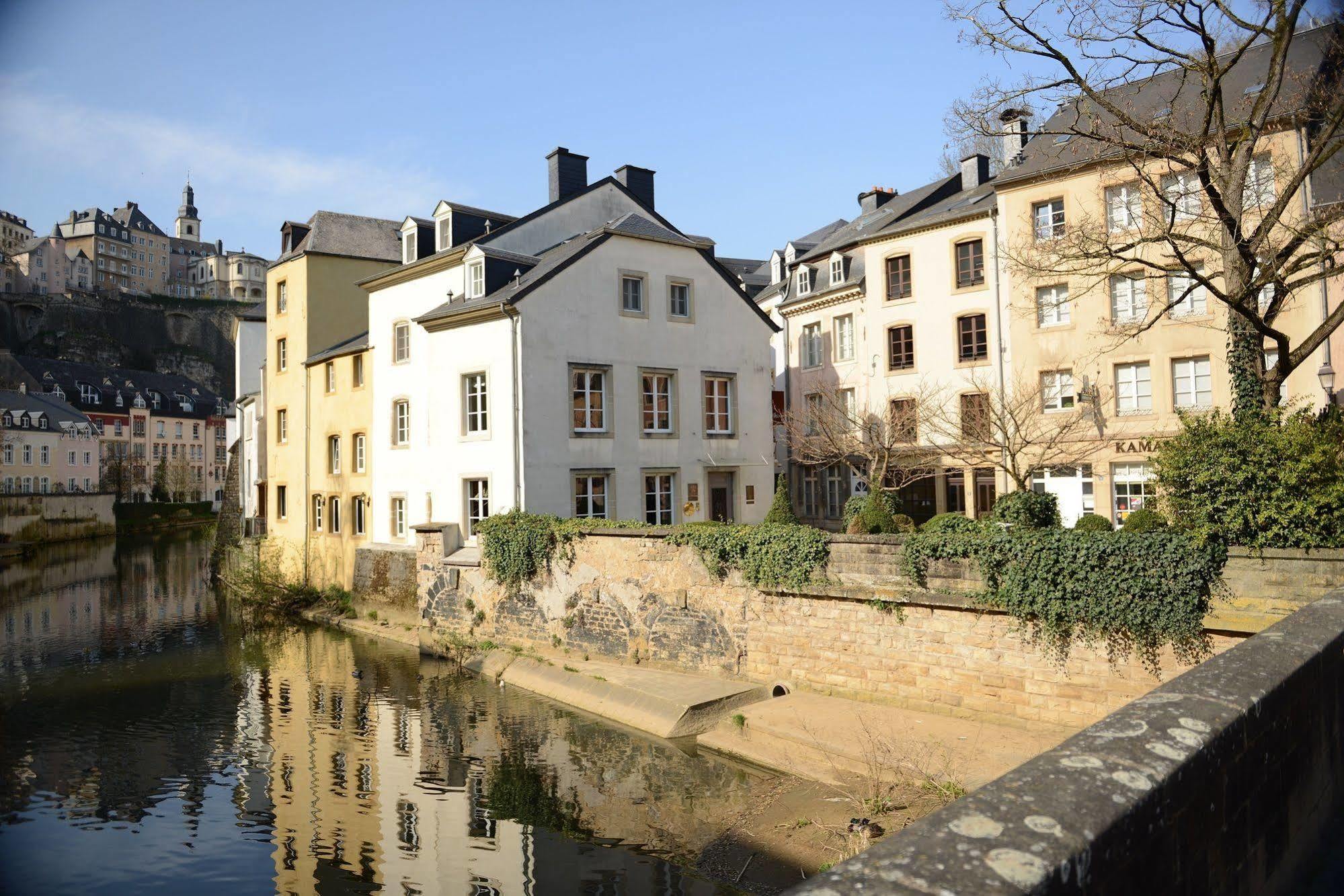 Christophe Colomb Luxembourg Bagian luar foto